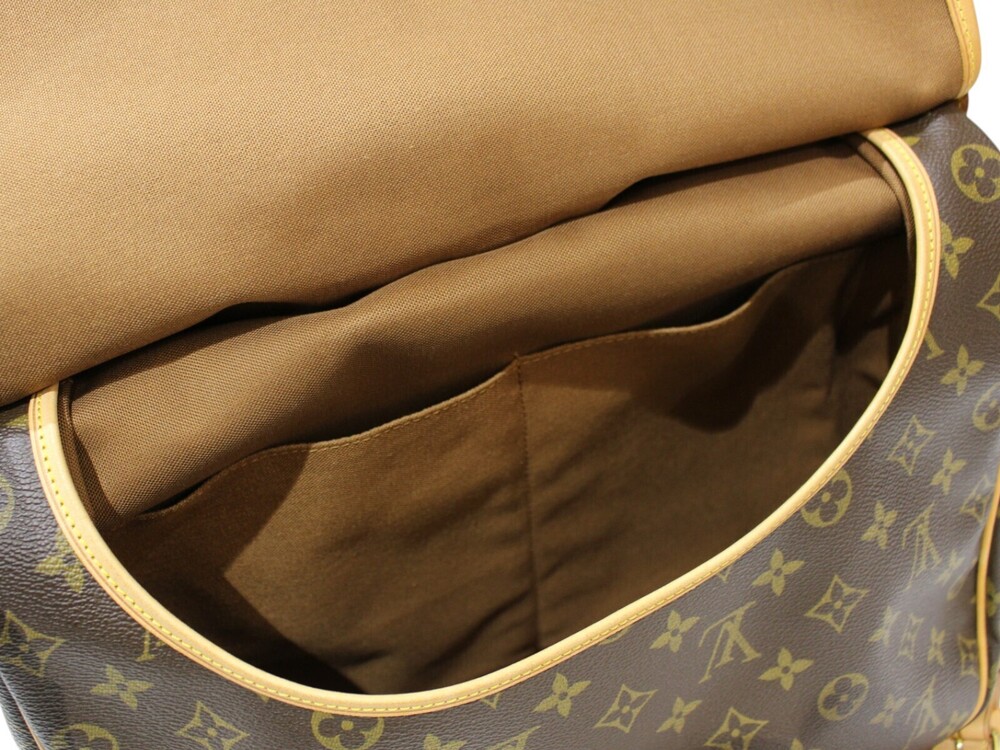 LOUIS VUITTON Saumur Monogram Brown Shoulder Bag